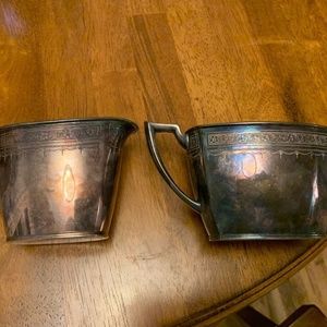 PAUL REVERE COMMUNITY PLATE SUGAR & CREAMER SET SILVER PLATE 14902 & 14903